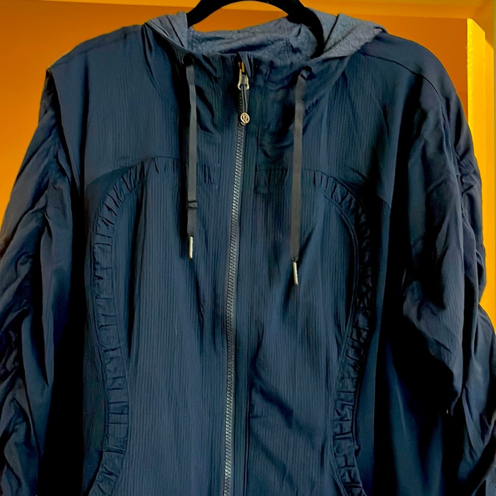 Lululemon Womens Navy Dance Studio Jacket Size 16